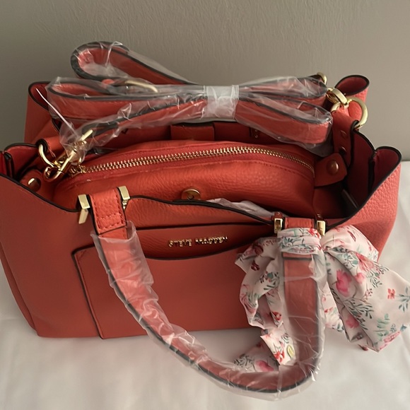 Steve Madden Handbag - Picture 4 of 5